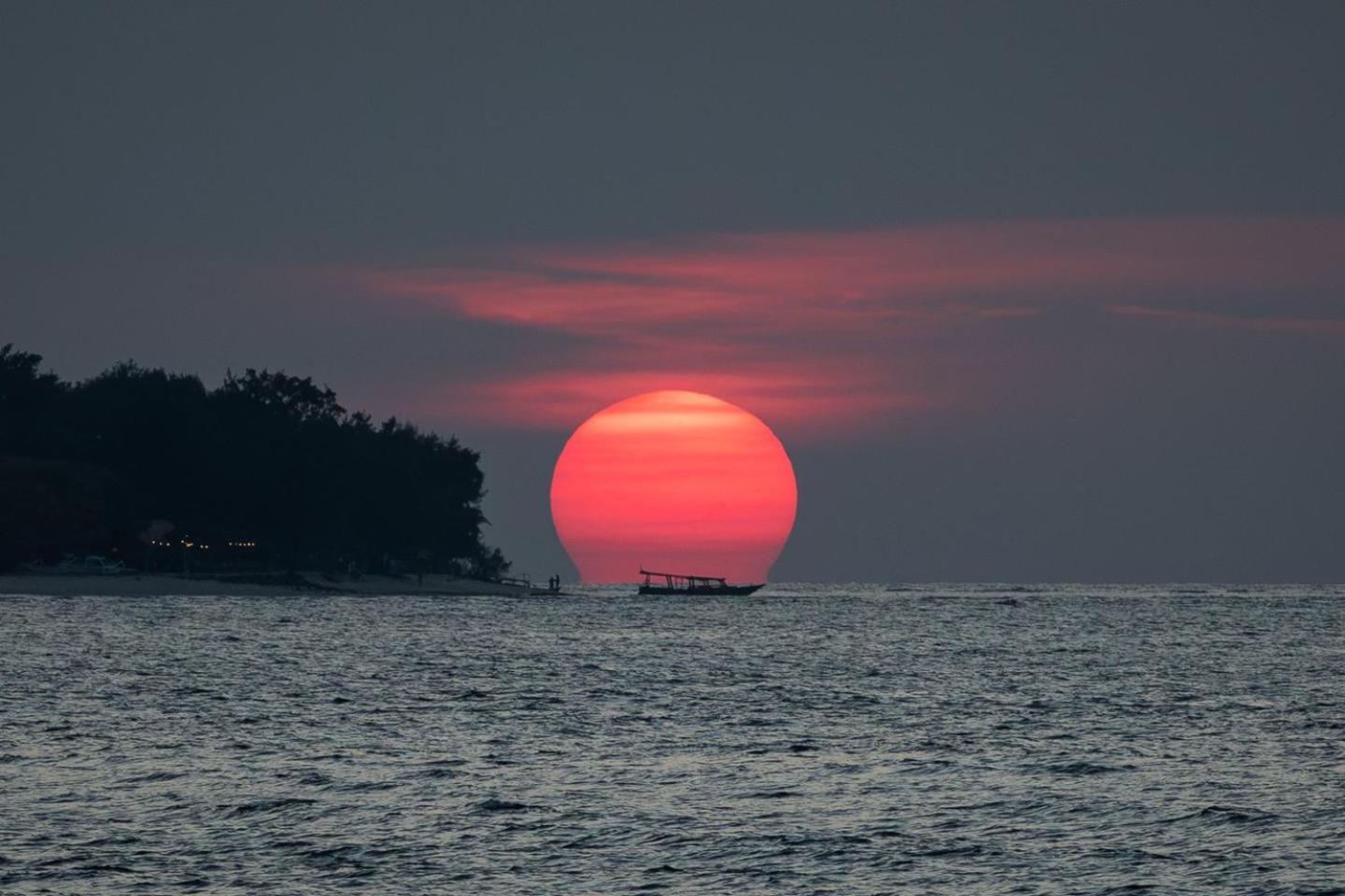 Bintang Tiga Bungalows กิลิไอร์ ภายนอก รูปภาพ