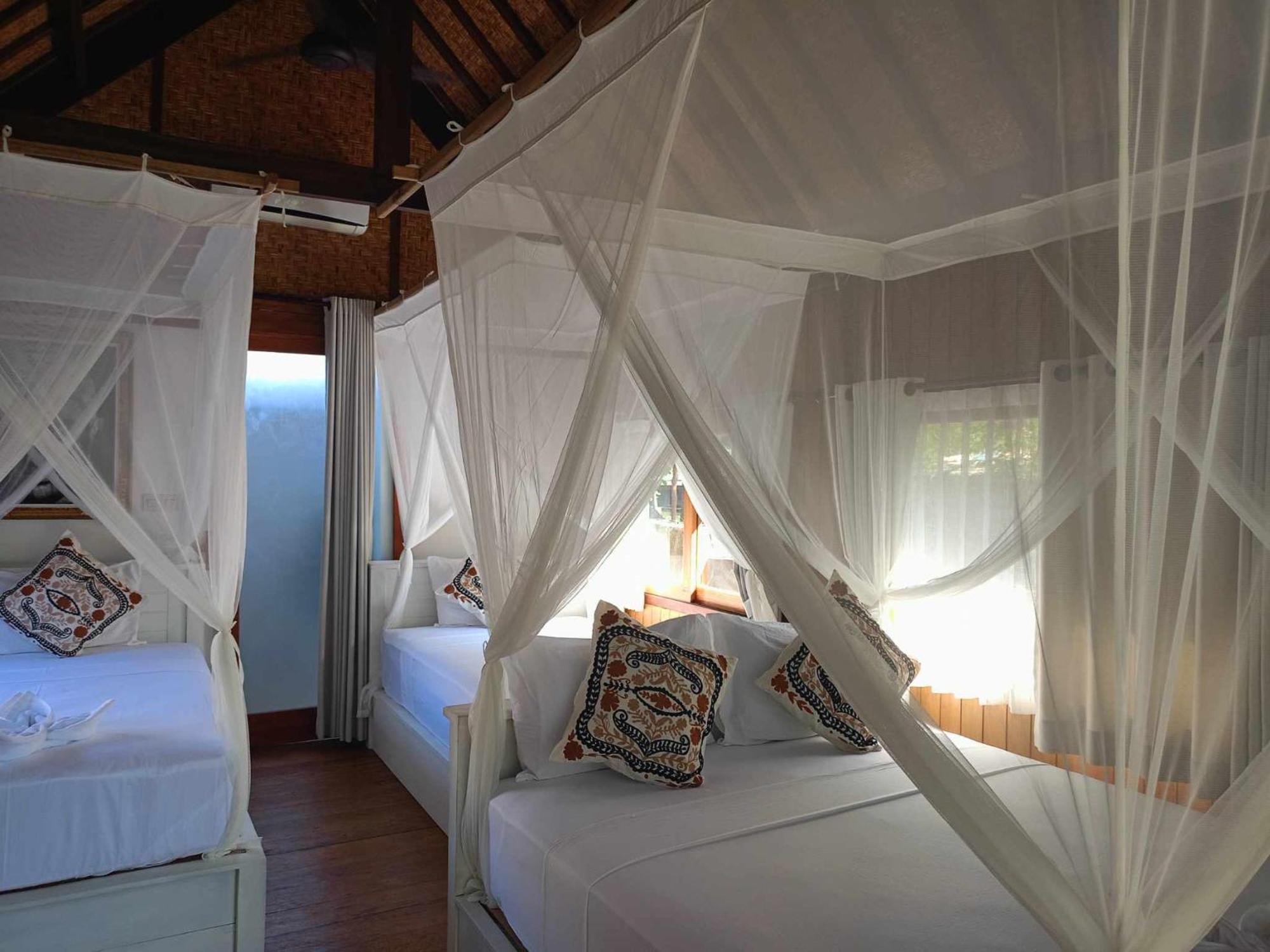 Bintang Tiga Bungalows กิลิไอร์ ภายนอก รูปภาพ
