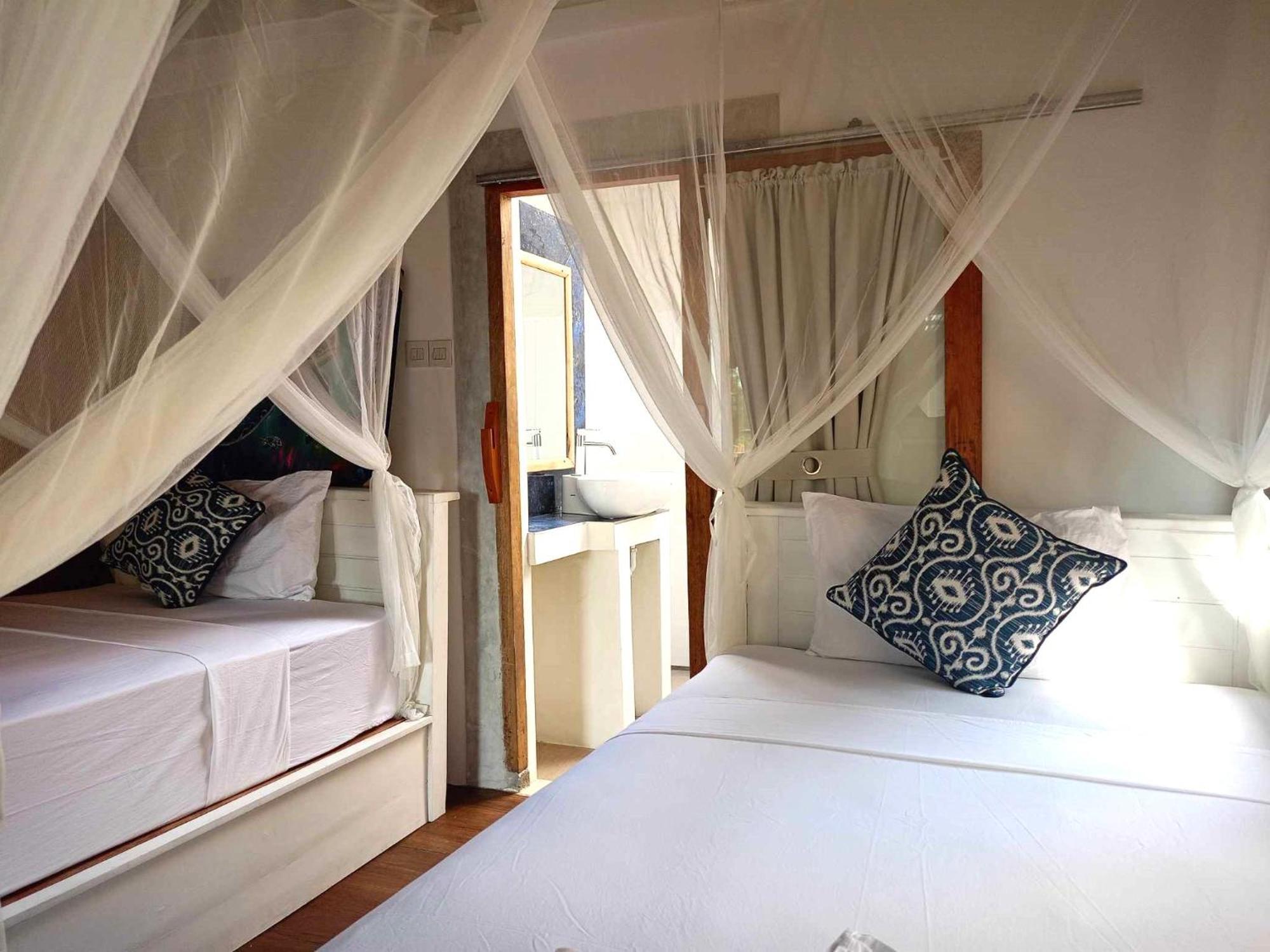 Bintang Tiga Bungalows กิลิไอร์ ภายนอก รูปภาพ