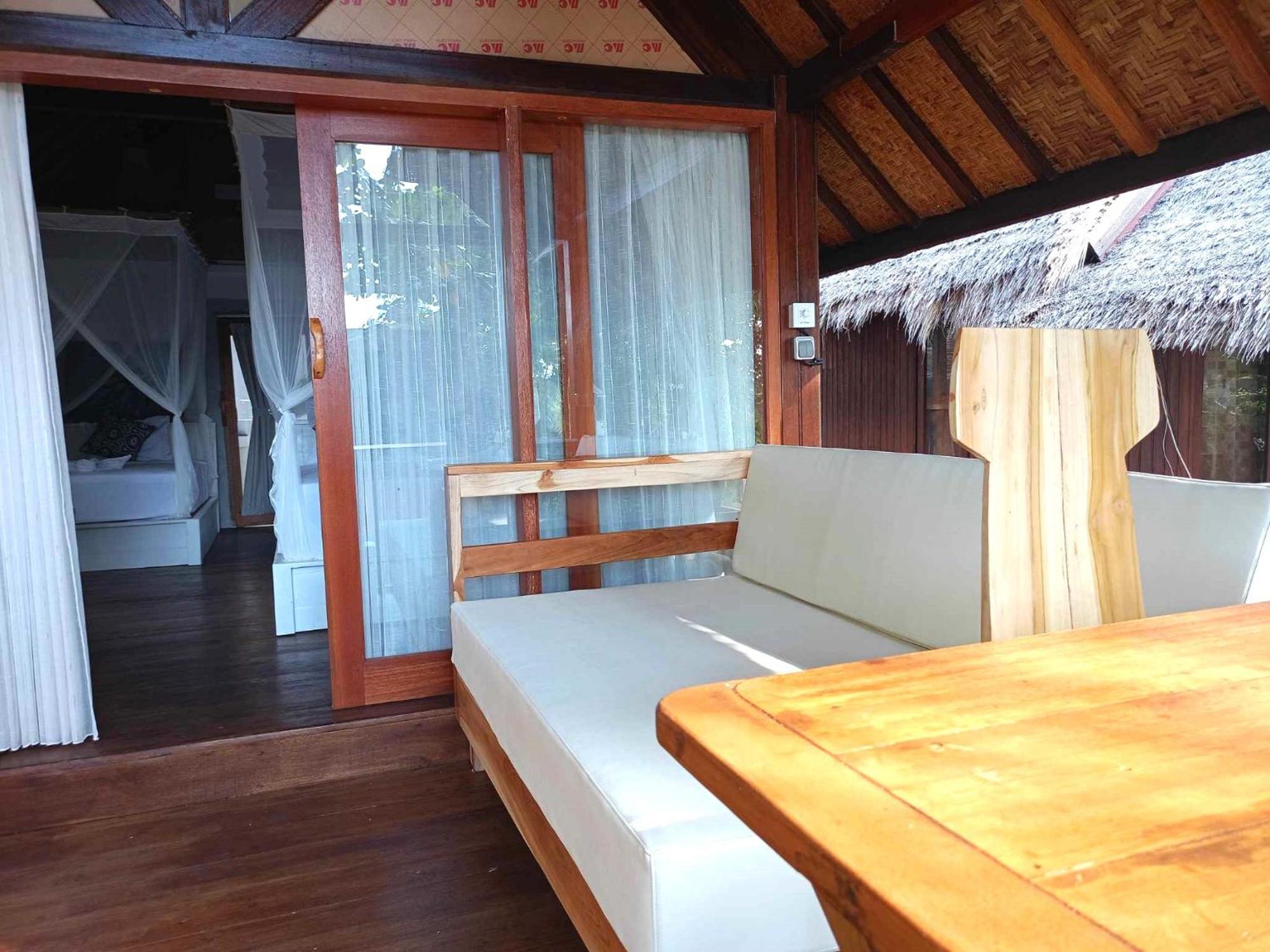 Bintang Tiga Bungalows กิลิไอร์ ภายนอก รูปภาพ