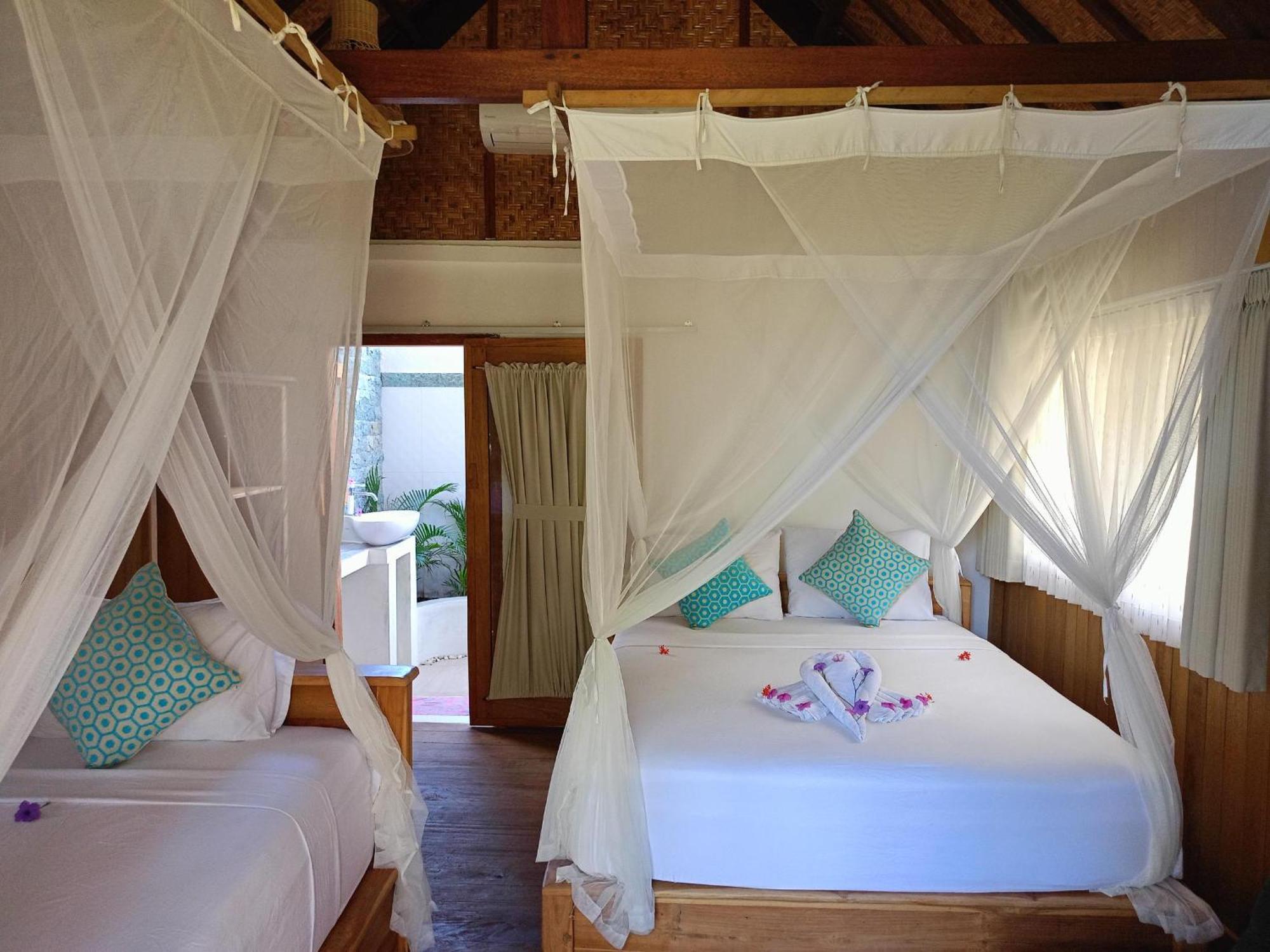 Bintang Tiga Bungalows กิลิไอร์ ภายนอก รูปภาพ